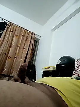 jemes21in online show from February 16, 2025, 6:43 pm