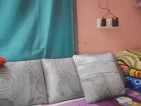 Hot-shanvi online show from March 9, 2025, 7:45 am