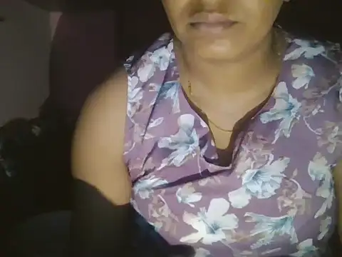 Hot-shanvi online show from July 3, 2026, 11:44 pm