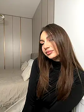 claraxjoyy online show from October 10, 2025, 4:13 am