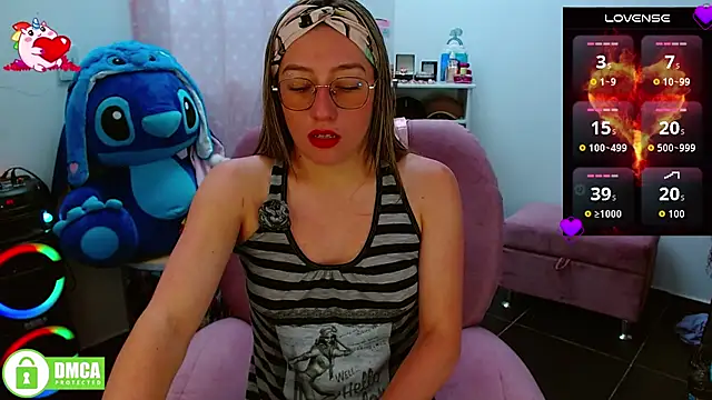 Qadesh Boix online show from November 19, 2025, 9:04 pm