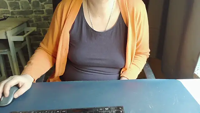 Sweet Phoenix online show from February 9, 2026, 9:07 am