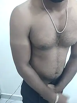 Snapshot of hot_boy_dic chatting on December 5, 2025, 3:32 pm hot boy dic online show from December 5, 2025, 3:32 pm