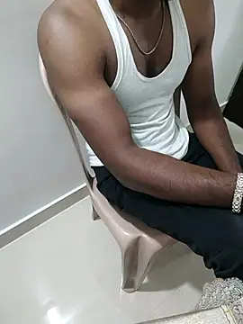 Snapshot of hot_boy_dic chatting on March 14, 2025, 8:32 am hot boy dic online show from March 14, 2025, 8:32 am