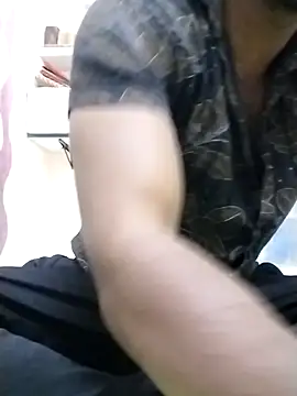 Snapshot of hot_boy_dic chatting on February 4, 2026, 5:19 pm hot boy dic online show from February 4, 2026, 5:19 pm