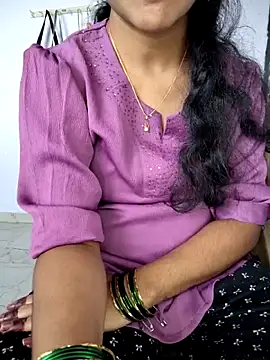 Snapshot of lovelygirl4567 chatting on December 15, 2025, 5:46 am lovelygirl4567 online show from December 15, 2025, 5:46 am