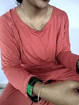 lovelygirl4567 online show from April 2, 2026, 5:47 am