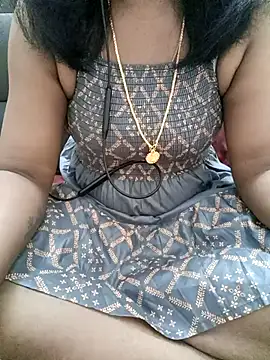 Snapshot of Tamil_Vishalini chatting on November 26, 2025, 10:04 am Tamil Vishalini online show from November 26, 2025, 10:04 am