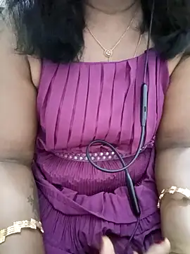 Snapshot of Tamil_Vishalini chatting on November 6, 2025, 5:44 am Tamil Vishalini online show from November 6, 2025, 5:44 am