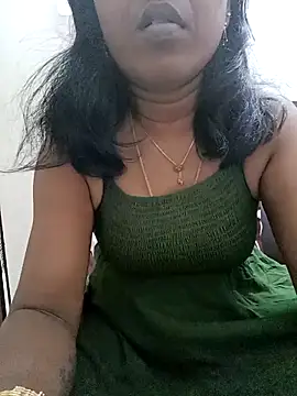 Snapshot of Tamil_Vishalini chatting on November 8, 2025, 4:49 am Tamil Vishalini online show from November 8, 2025, 4:49 am