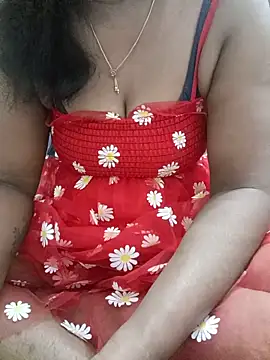 Snapshot of Tamil_Vishalini chatting on May 16, 2026, 5:28 am Tamil Vishalini online show from May 16, 2026, 5:28 am