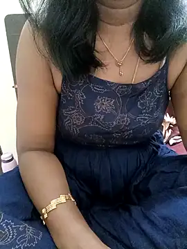 Snapshot of Tamil_Vishalini chatting on November 7, 2025, 3:44 am Tamil Vishalini online show from November 7, 2025, 3:44 am