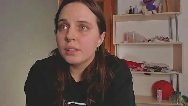  lisacute online show from January 1, 2025, 1:48 pm