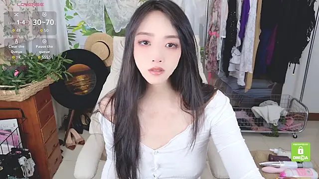 Snapshot of xiaotiantian-76 chatting on May 17, 2026, 10:59 am xiaotiantian-76 online show from May 17, 2026, 10:59 am