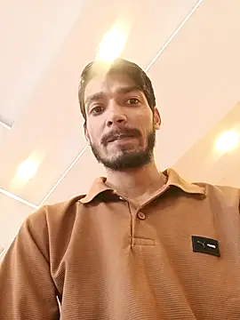 Snapshot of Tarun_0026 chatting on October 9, 2025, 5:19 am Tarun 0026 online show from October 9, 2025, 5:19 am