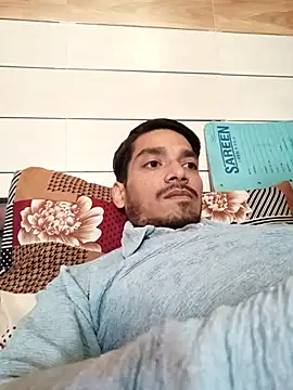 Snapshot of Tarun_0026 chatting on May 4, 2026, 5:44 am Tarun 0026 online show from May 4, 2026, 5:44 am