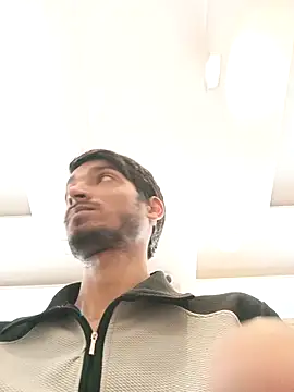 Snapshot of Tarun_0026 chatting on October 24, 2025, 6:12 am Tarun 0026 online show from October 24, 2025, 6:12 am