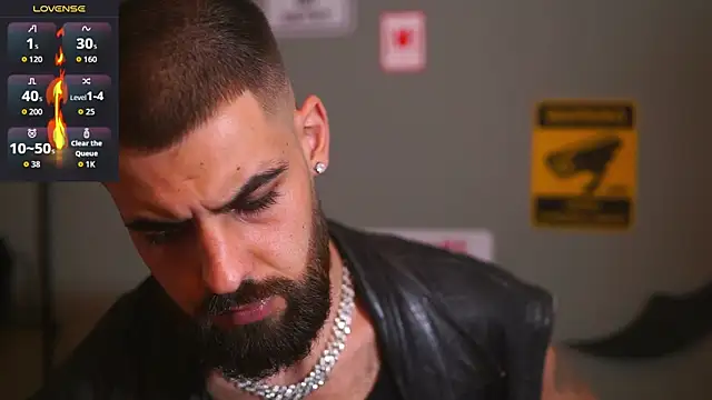 HairyRobxxx online show from December 3, 2025, 7:35 pm