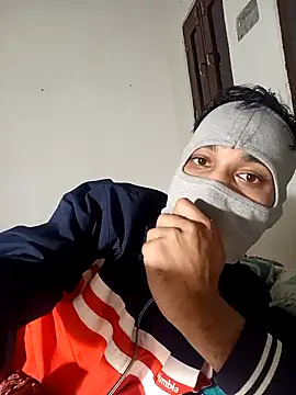 hotlovelife online show from January 4, 2025, 6:40 pm