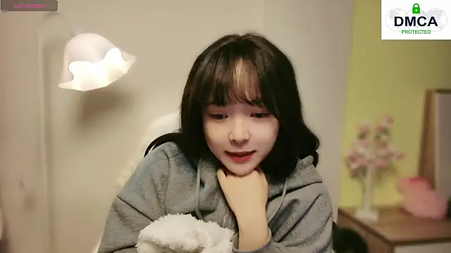 Chenjing0 online show from January 7, 2025, 8:03 am