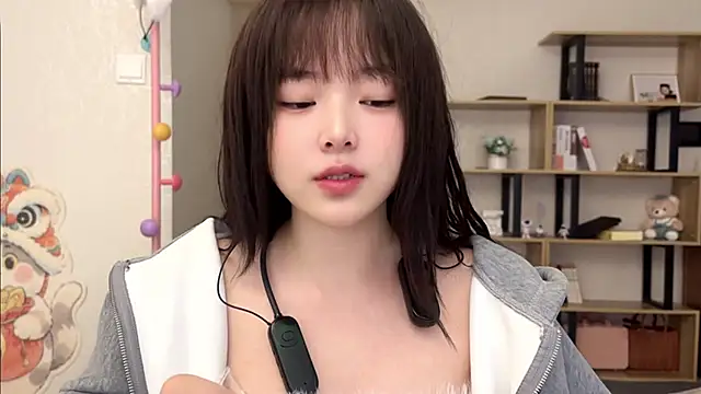 Chenjing0 online show from October 29, 2025, 3:05 am