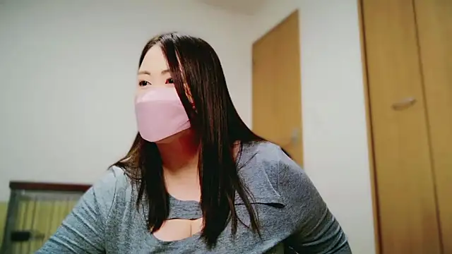  SANAchan  online show from February 25, 2025, 12:05 pm