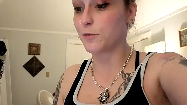 damselaintstressn online show from September 14, 2025, 3:12 pm