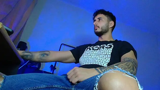 XanderCage99 online show from December 4, 2025, 6:34 am