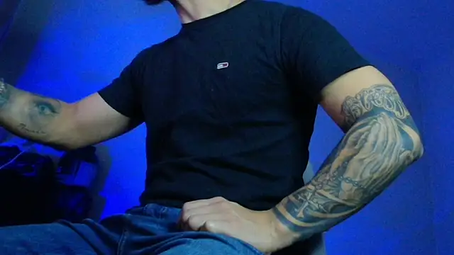 Snapshot of XanderCage99 chatting on October 24, 2025, 4:22 am XanderCage99 online show from October 24, 2025, 4:22 am