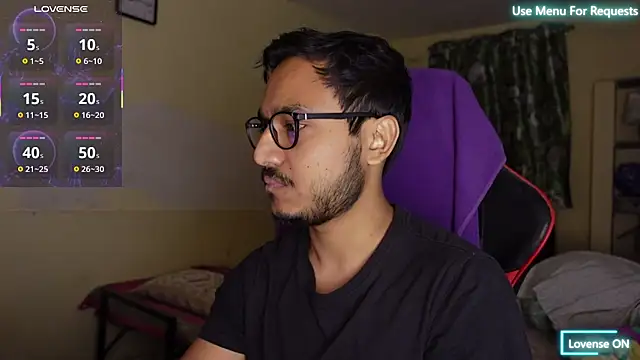 Snapshot of fuckkboy101 chatting on November 21, 2025, 2:32 am fuckkboy101 online show from November 21, 2025, 2:32 am