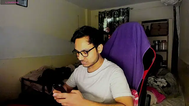 fuckkboy101 online show from February 9, 2025, 8:32 am