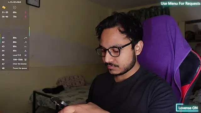 Snapshot of fuckkboy101 chatting on December 20, 2025, 8:33 pm fuckkboy101 online show from December 20, 2025, 8:33 pm