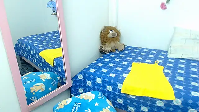 ANABELLASS online show from November 16, 2025, 6:34 pm