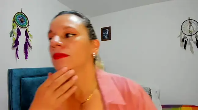 sofi saliva2511 online show from February 26, 2025, 5:21 pm