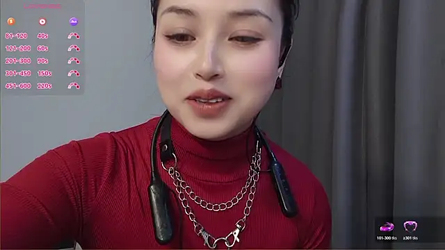 Lucky-xiuxiu online show from February 15, 2026, 1:43 pm