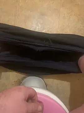 Snapshot of balint35 chatting on March 2, 2026, 4:47 pm balint35 online show from March 2, 2026, 4:47 pm