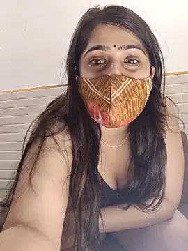 shreya1765 online show from February 17, 2025, 11:13 am