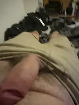 Snapshot of dragos211 chatting on October 24, 2025, 10:09 pm dragos211 online show from October 24, 2025, 10:09 pm