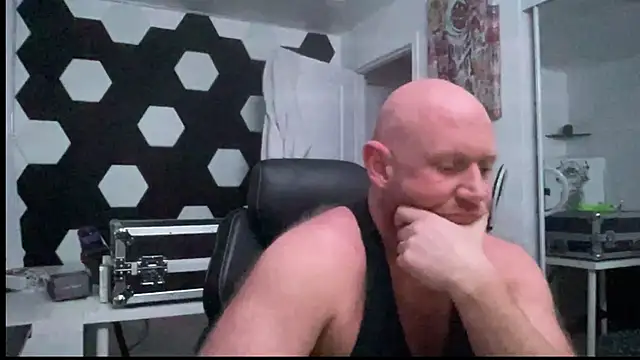 ozmit online show from January 12, 2025, 1:11 am