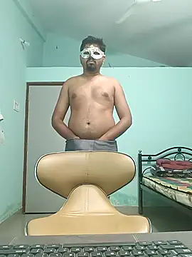 Snapshot of Desi_Heat chatting on March 3, 2025, 7:17 pm Desi Heat online show from March 3, 2025, 7:17 pm