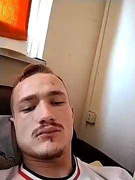 Snapshot of frankthefuck69 chatting on March 8, 2025, 7:38 am frankthefuck69 online show from March 8, 2025, 7:38 am