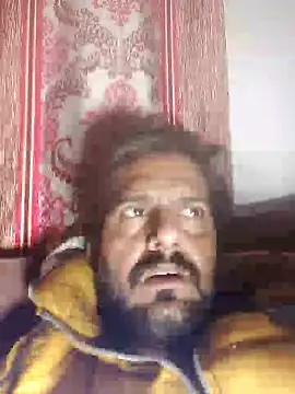 MAGNETICDADDY8 online show from December 18, 2025, 1:22 am