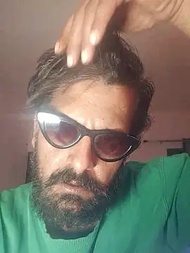 MAGNETICDADDY8 online show from January 13, 2026, 10:30 am