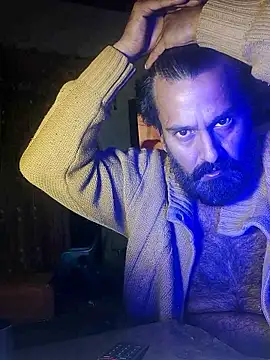 MAGNETICDADDY8 online show from January 18, 2026, 10:57 pm