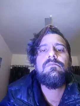 MAGNETICDADDY8 online show from January 3, 2025, 10:51 pm