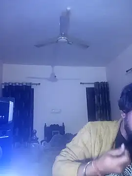 MAGNETICDADDY8 online show from January 3, 2025, 12:51 pm