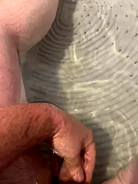 Snapshot of Ucsamiam chatting on October 17, 2025, 11:34 am Ucsamiam online show from October 17, 2025, 11:34 am