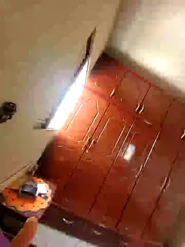 Snapshot of manterei2 chatting on February 11, 2025, 4:02 pm manterei2 online show from February 11, 2025, 4:02 pm