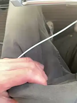 Snapshot of dickeeier420X chatting on March 4, 2025, 2:42 pm dickeeier420X online show from March 4, 2025, 2:42 pm