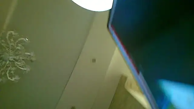 Snapshot of Evelyn_Mooree chatting on February 15, 2025, 10:00 pm Evelyn Mooree online show from February 15, 2025, 10:00 pm